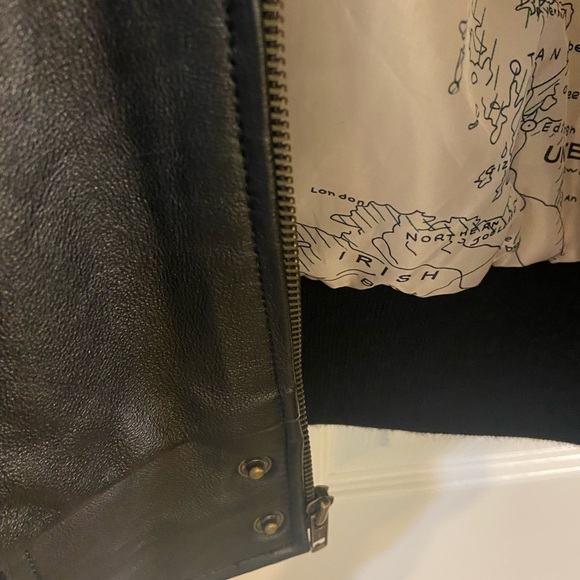 Vintage New York Classics Leather Bomber Jacket - Picture 7 of 8